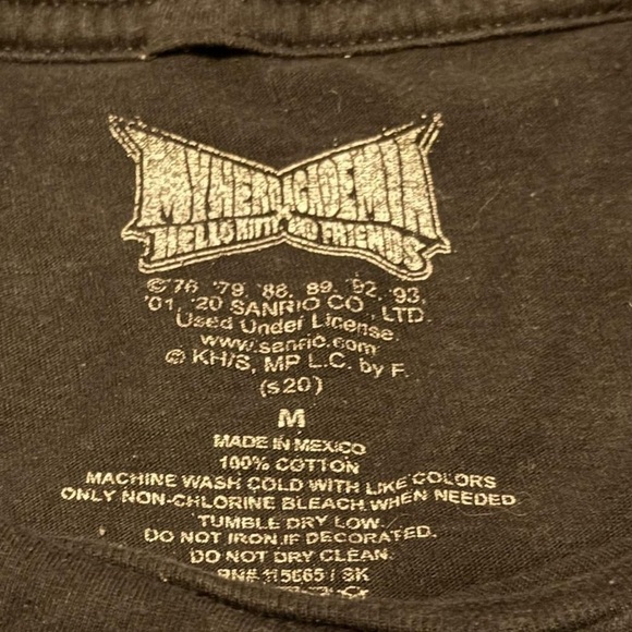 Black My Hero Academia x Hello Kitty T-Shirt - Picture 5 of 7